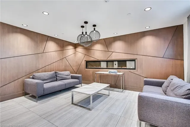 Additional image 4 of 16 Markle Cres Unit 403