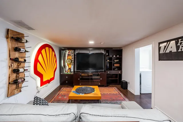 Additional image 28 of 170 Newlands Ave