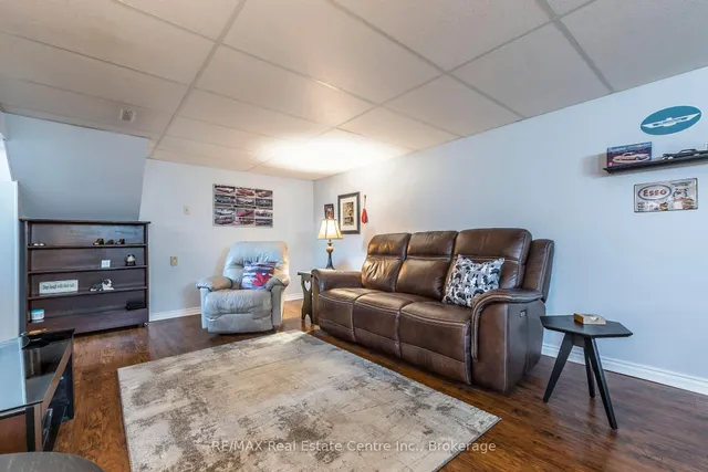 Additional image 10 of 3201 Centennial Dr