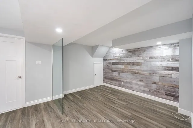 Additional image 27 of 4768 Owl Circ