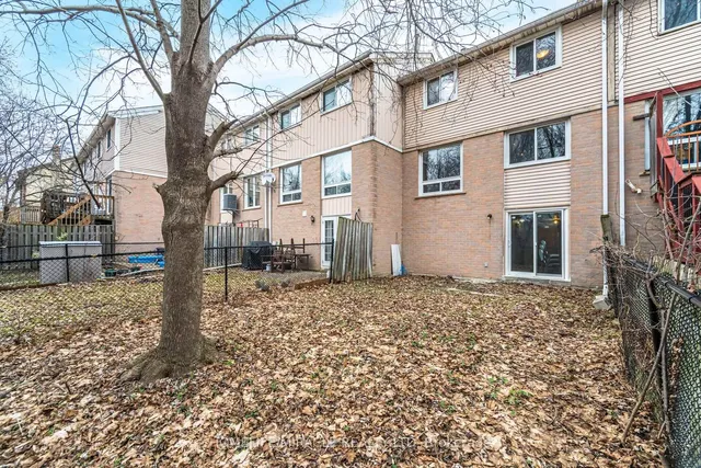 Additional image 32 of 62 Elmvale Ave