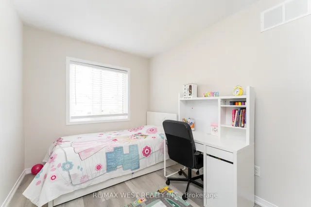 Additional image 28 of 272 Maitland St