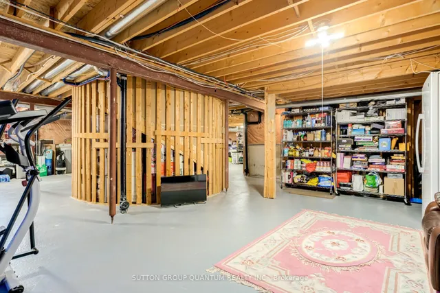 Additional image 38 of 49 Supino Cres