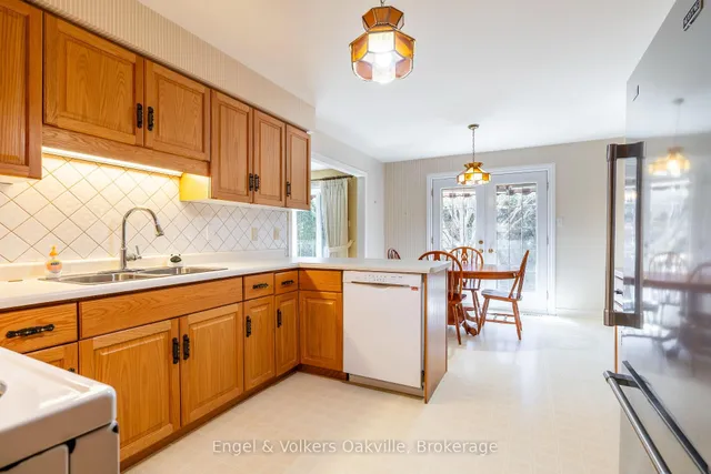 Additional image 13 of 950 Wintergreen Pl