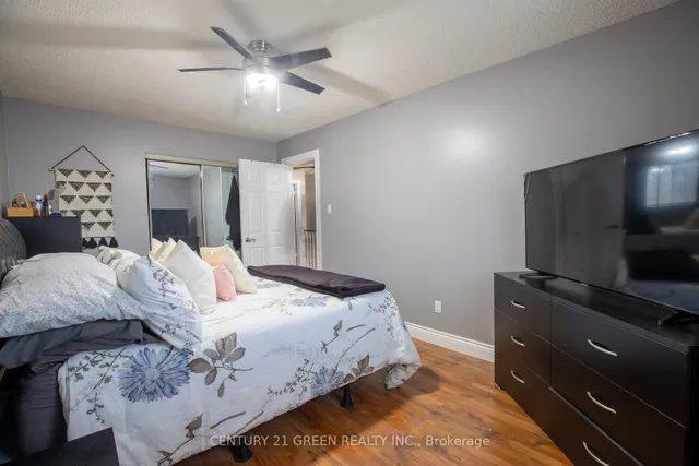 Additional image 21 of 26 Carisbrooke Crt Unit 26