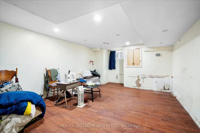 Additional image 27 of 42 Massey St