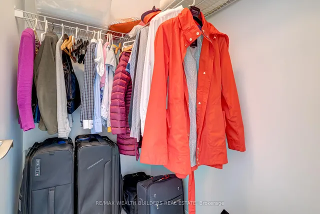 Additional image 14 of 500 St Clair Ave Unit 904