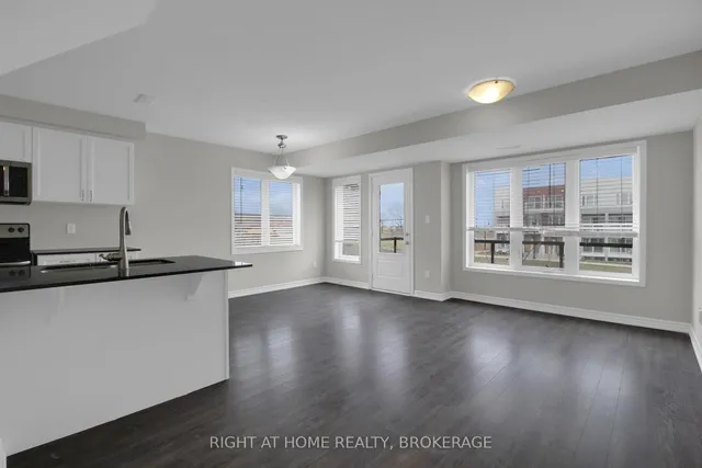 Additional image 3 of 918 Apple Hill Lane Unit 77