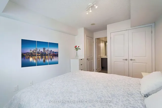 Additional image 11 of 125 Western Battery Rd Unit 303