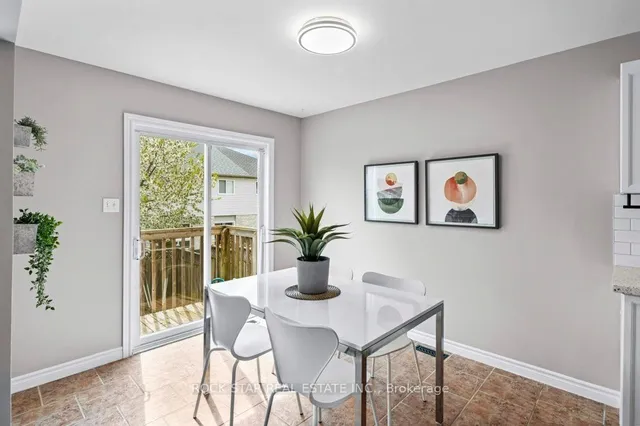 Additional image 16 of 28 Vennio Lane