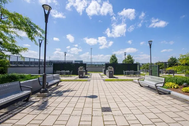 Additional image 36 of 2093 Fairview St Unit 1504