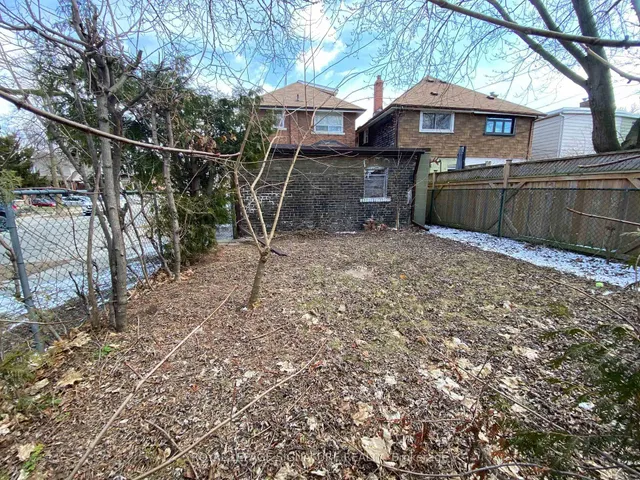 Additional image 5 of 108 Glebemount Ave