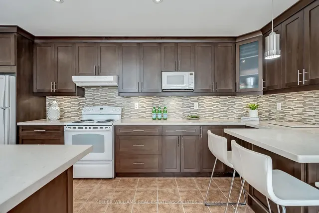 Additional image 6 of 6427 Dunray Crt