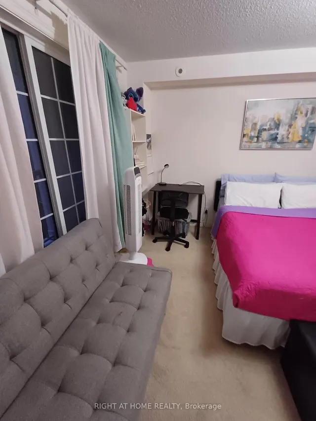 Additional image 5 of 45 Cedarcroft Blvd Unit 12