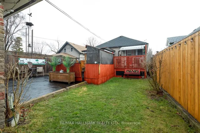 Additional image 21 of 8 Vanbrugh Ave