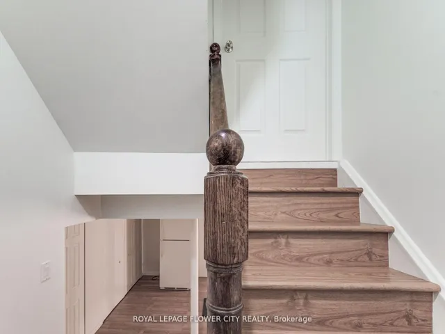 Additional image 30 of 23 Driftwood Cres