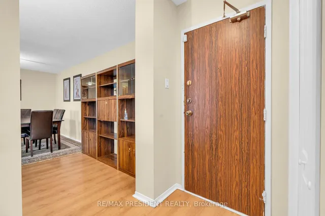 Additional image 8 of 21 Knightsbridge Rd Unit 1408