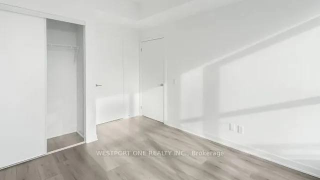 Additional image 18 of 405 Dundas St Unit 722