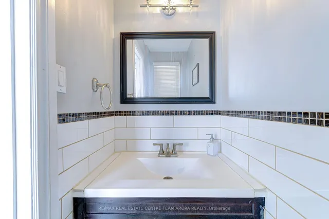 Additional image 18 of 18 Abell Dr