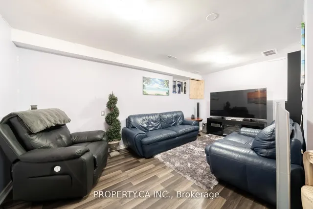 Additional image 3 of 64 Dawson Cres