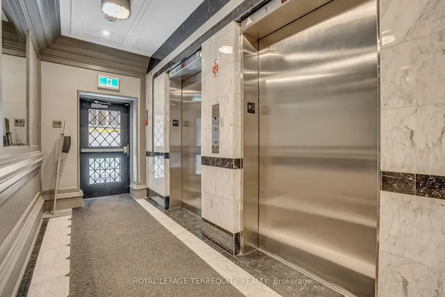 Additional image 28 of 71 Simcoe St Unit 2103