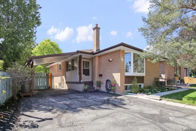 4 Sundance Cres