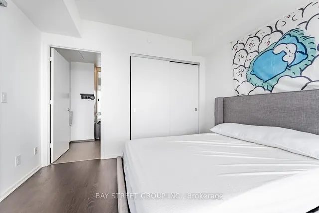 Additional image 18 of 1 Bloor St Unit 5105