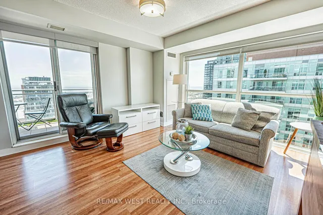 Additional image 4 of 80 Western Battery Rd Unit 2311