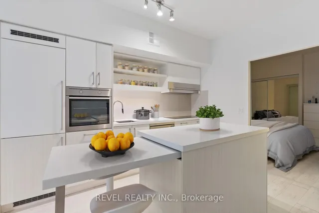 Additional image 5 of 39 Sherbourne St Unit 602