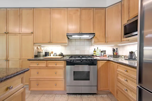 Additional image 20 of 1259 GLENASHTON Dr