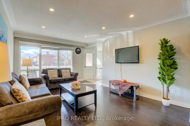 Additional image 5 of 208 Meadows Blvd