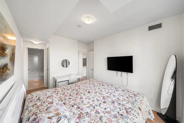 Additional image 35 of 825 Church St Unit 1106