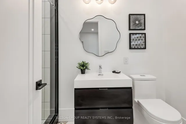 Additional image 26 of 214 Shaver Ave