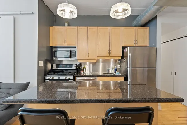 Additional image 5 of 32 Stewart St Unit 405