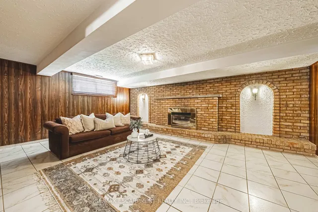 Additional image 29 of 98 Deerhurst Rd