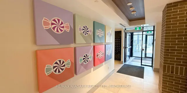 Additional image 5 of 600 North Service Rd Unit 202