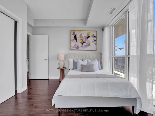 Additional image 12 of 2081 Fairview St Unit 610