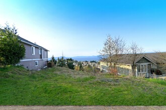 Additional image 5 of 4666 Laguna Way