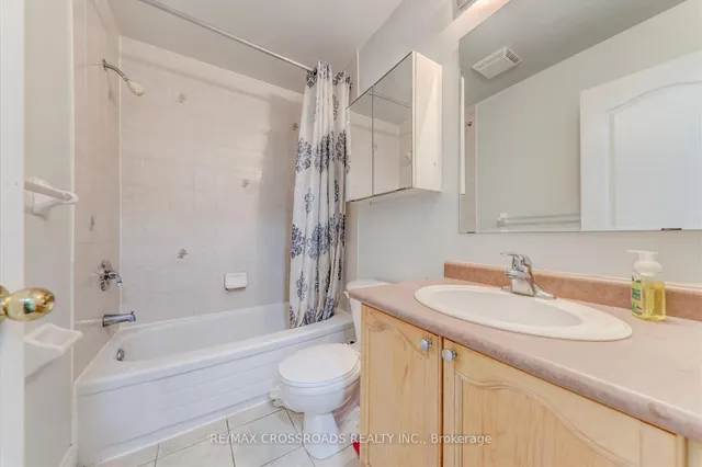 Additional image 15 of 19 Knotwood Cres