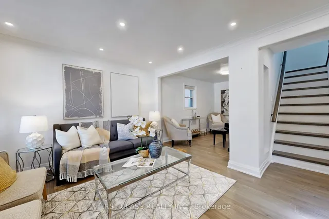 Additional image 7 of 2950 Bayview Ave