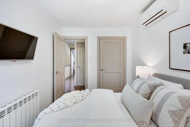 Additional image 14 of 243 Ontario St