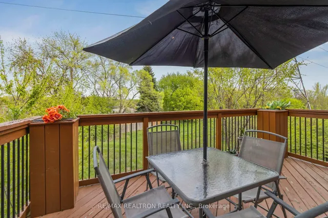 Additional image 36 of 33 Pidgeon St