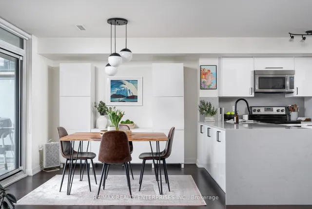 Additional image 10 of 78 Tecumseth St Unit 904