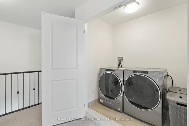 Additional image 33 of 609 Beam Crt