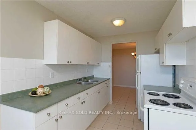 Additional image 12 of 18 Knightsbridge Rd Unit 809