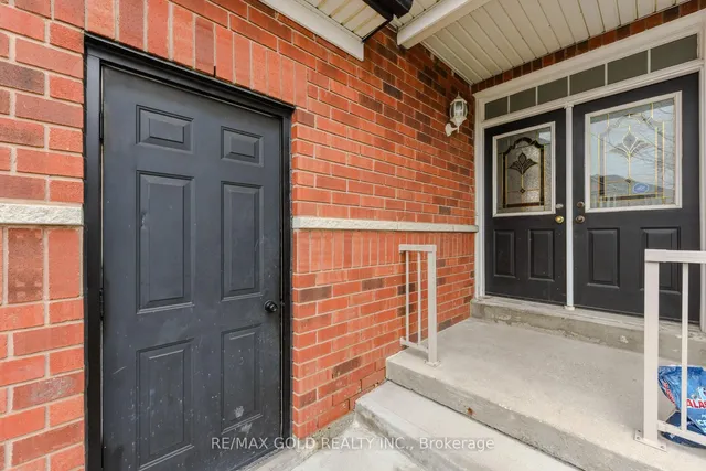 Additional image 5 of 17 Penguin Lane