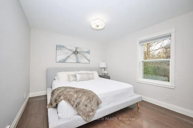 Additional image 10 of 965 KINGSWAY Dr