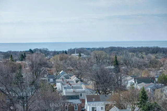 Additional image 21 of 2055 Danforth Ave Unit 802