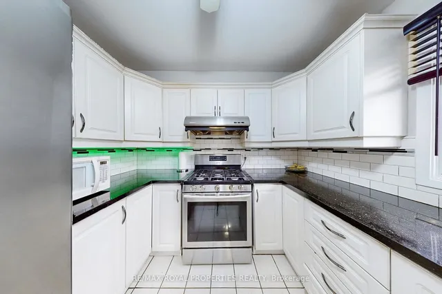 Additional image 18 of 36 Windy Gfwy