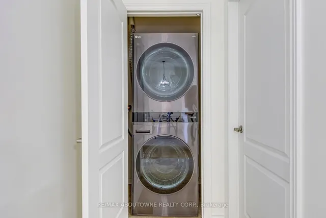 Additional image 27 of 1470 Main St Unit 411